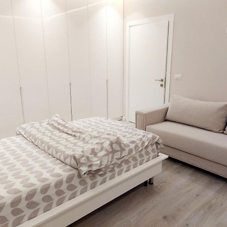 טיראנה Luxurious Double Bedroom Suite מראה חיצוני תמונה