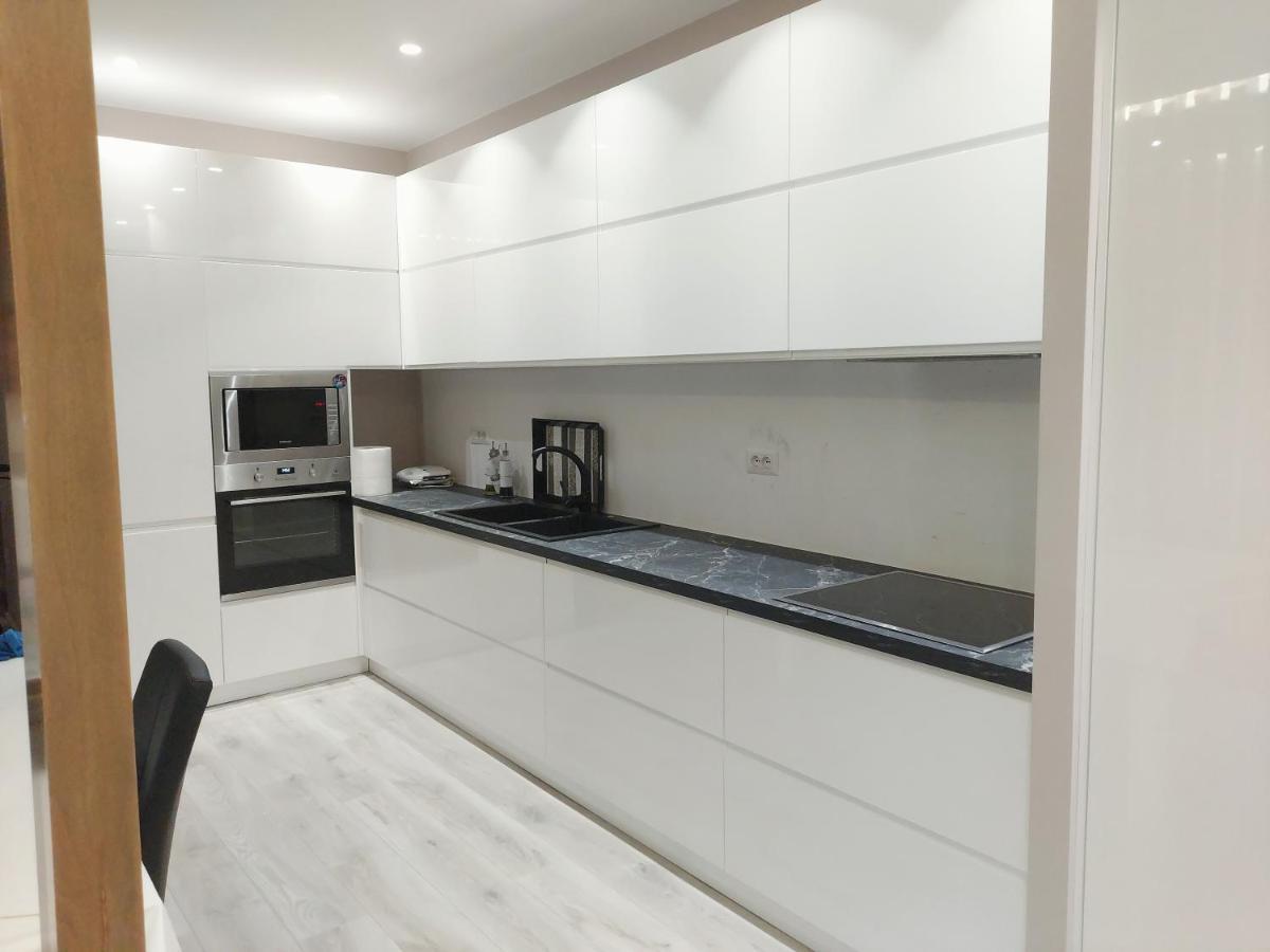 טיראנה Luxurious Double Bedroom Suite מראה חיצוני תמונה